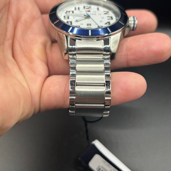 Tommy Hilfiger 1791073 Men’s Stainless Steel Blue Bezel White Dial Quartz NIBWT - Picture 6 of 17